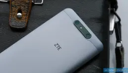 ZTE Blade V8 Smartphone Pertama ZTE dengan Kamera Ganda
