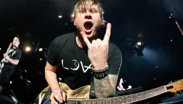 Tom Delonge Buat Film 