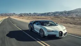 Bugatti Chiron Lebih Bertenaga Dibanding Veyron Super Sport