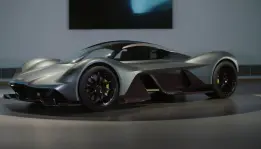 Aston Martin dan Red Bull Racing buat hyper car hybrid AMRB 001