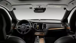 Volvo Memasang Kamera Pengaman untuk Mencegah Kecelakaan karena Mabuk