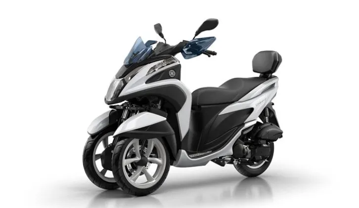 Yamaha Tricity Laris Manis!